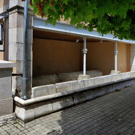 Mairie-lavoir de Nods