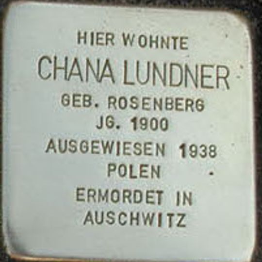 Stolperstein dedicated to Chana Lundner