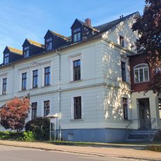 Wohnhaus in offener Bebauung Humboldtstraße 30