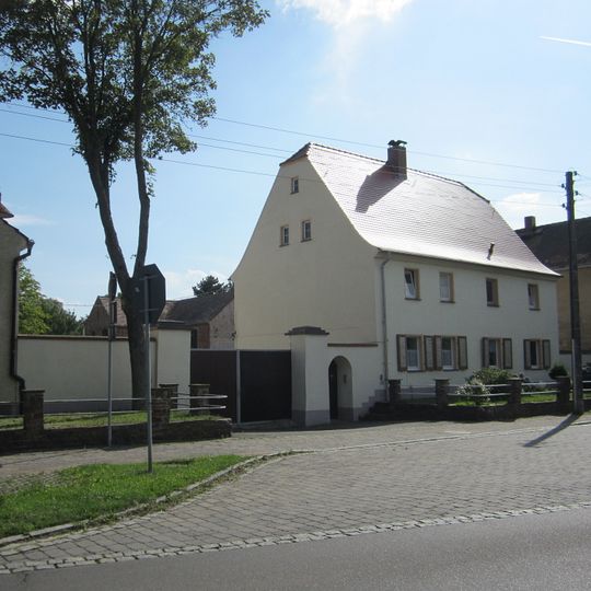 Wohnhaus Baalsdorfer Anger 48