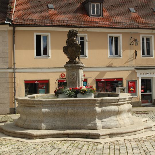 Brunnen am Hagtor, Luitpoldplatz