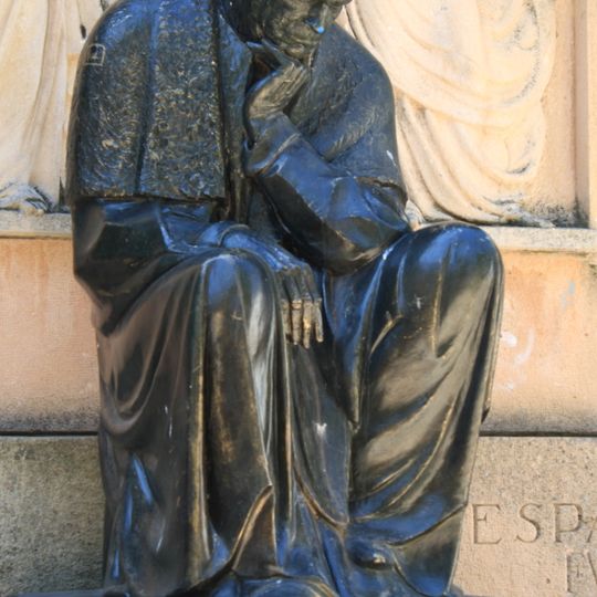 Monument to Federico García Sanchiz