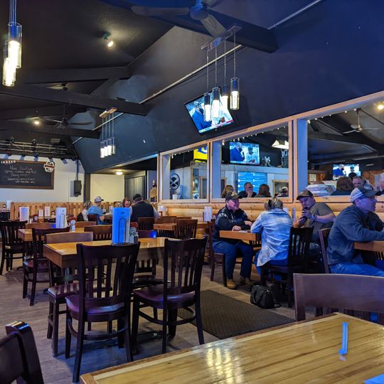 Smokey's Pub N' Grill