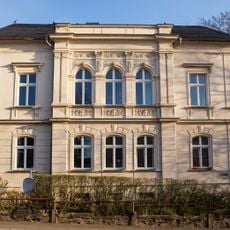 Villa Dr.-Külz-Straße 8