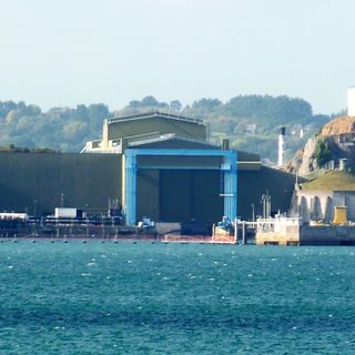 Île Longue strategic submarine base