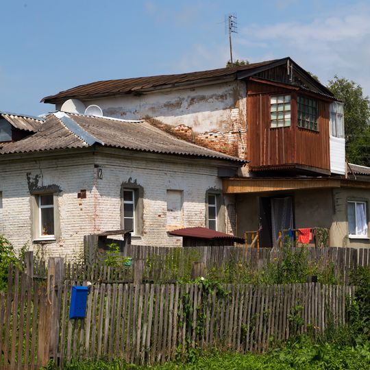 Здание людской