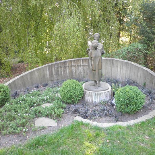 Monument op landgoed ‘De Oxerhof’