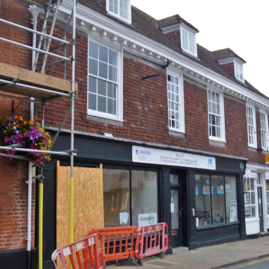 81 And 81A, Castle Street