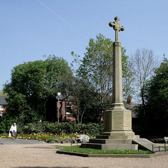 War Memorial, Entrance Gates, Wall and Railings in Memorial Gardens