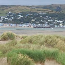 Ynyslas Beach