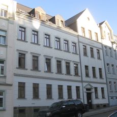 Mietshaus in geschlossener Bebauung Kantstraße 73