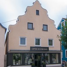 Wohn- und Geschäftshaus