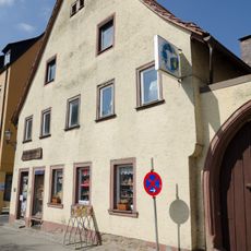 Wohn- und Geschäftshaus