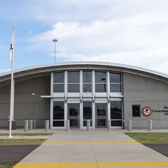 Federal Correctional Institution, Aliceville
