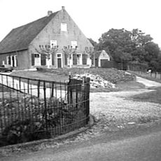 Westeinde 2, Oud-Alblas