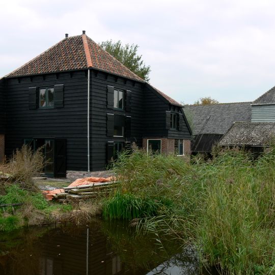 Dorpsstraat 15, Watergang