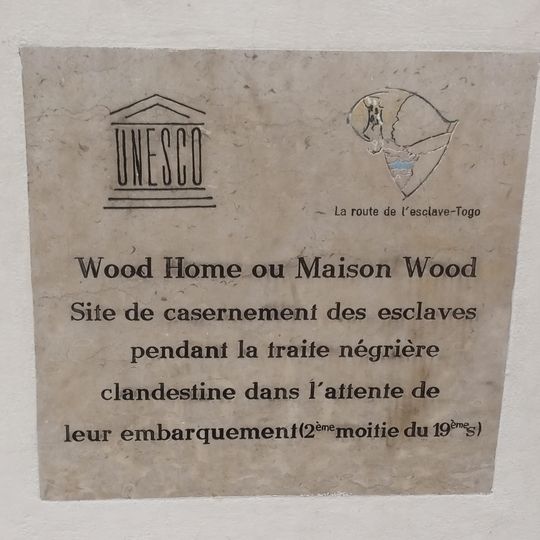 Maison Wood
