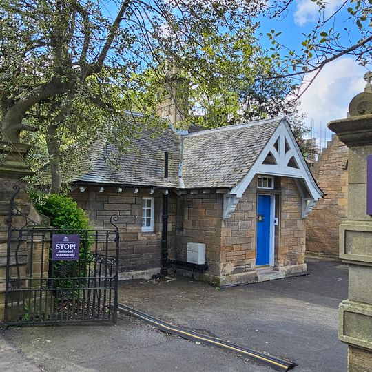 Edinburgh, Rosebery Crescent, Coates Hall , Gate-lodge With Gates, Gate-piers And