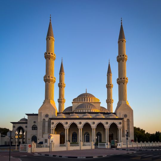 Al Farooq Omar Bin Al Khatab mosque