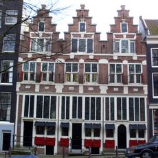 Pand met trapgevel van het 'type met grote blokken'