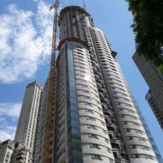 Alvear Tower