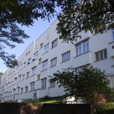 Wohnblock Alt Salbke 102–106