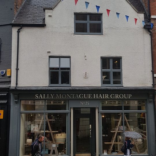 25, Sadler Gate