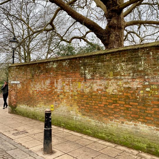 Boundary Wall On College Street And College Walk  St Mary's College