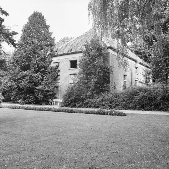 Bijgebouw bij "Huis Heeckeren"