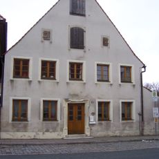 Weißenburger Straße 6