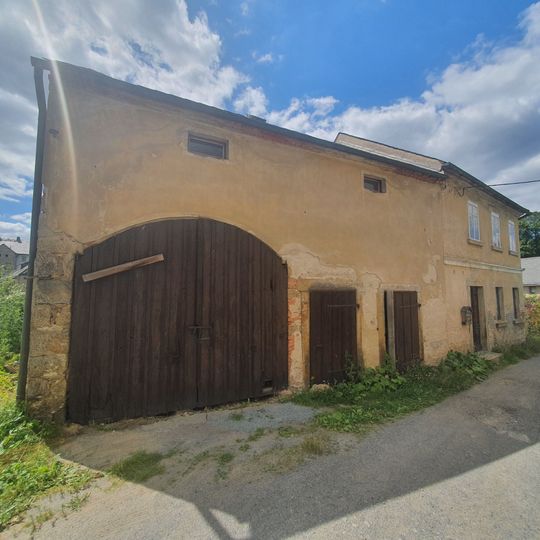 Wohnhaus mit Scheunenanbau Talweg 1