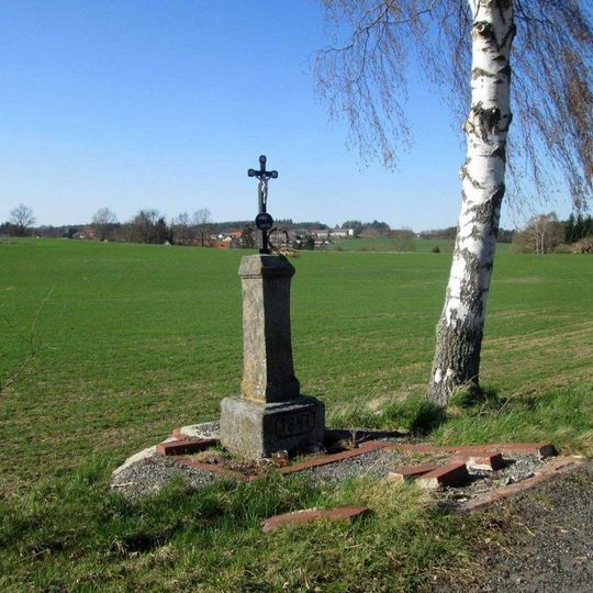 Kříž jižně od Mladic