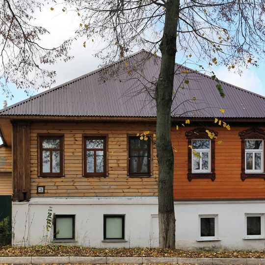 Дом Устиновых