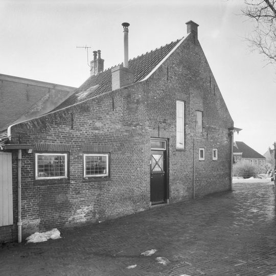 Tsjerkebuorren 7, Dronryp