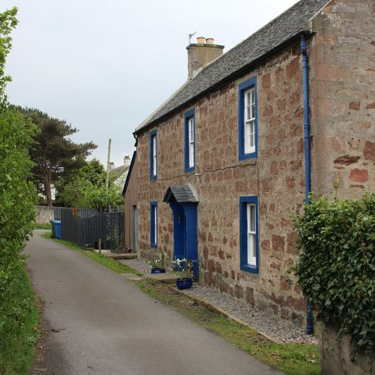 Ardersier, 107 High Street, Elmbank