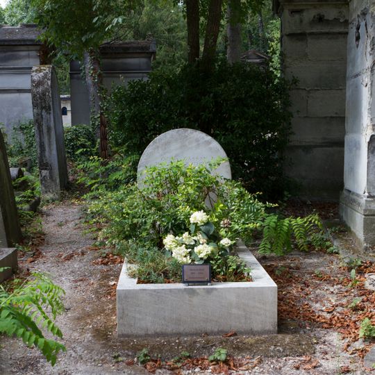 Grave of Bassan
