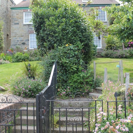 4 And 5, Stratton Terrace