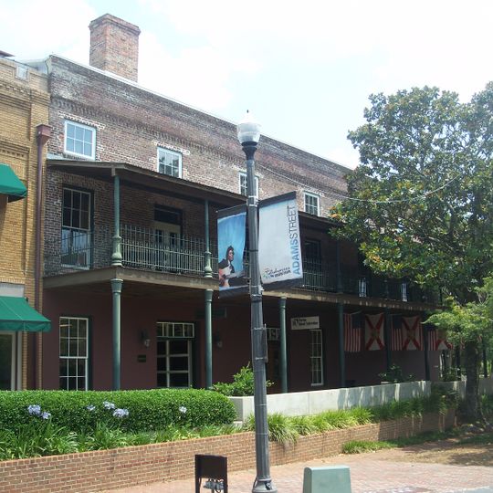 Gallie's Hall and Buildings