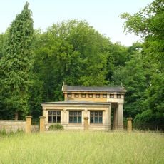 Mausoleum Tenge