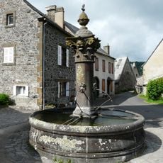 Fontaine de Ségur-les-Villas