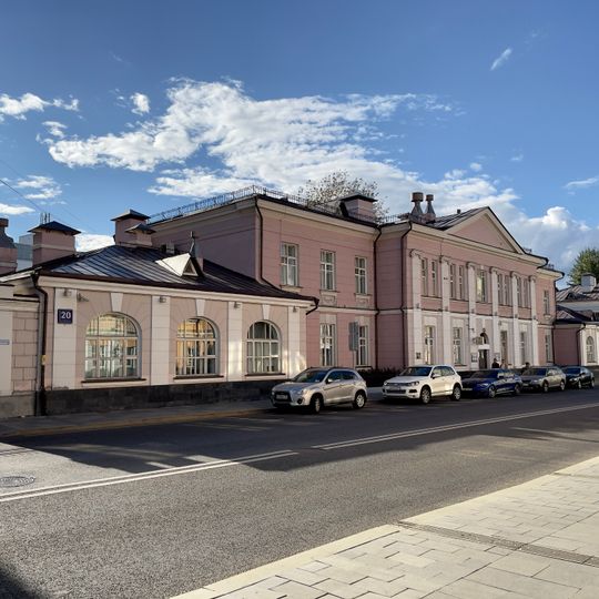 Терапевтический корпус с аптекой и амбулаторией