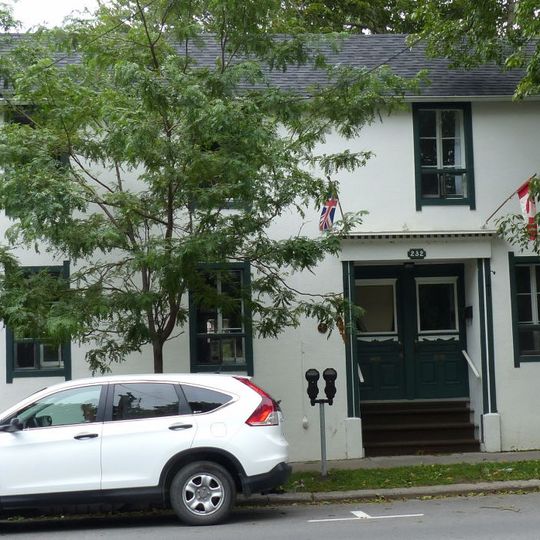 232 King Street East