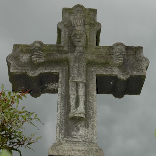 Croix de cimetière d'Ahaxe