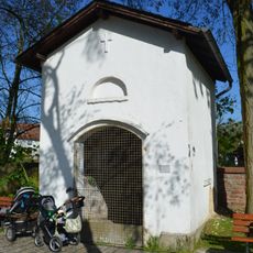 Kruzifix u. Kapelle