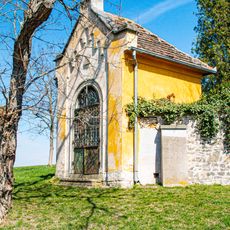 Hřbitovní kaple u kostela sv. Václava v Mikulovicích