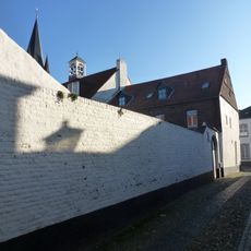 Garden wall with gate, Vinkestraat (Thorn)