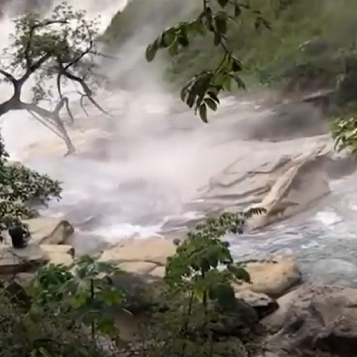 Kochender Fluss des Amazonas
