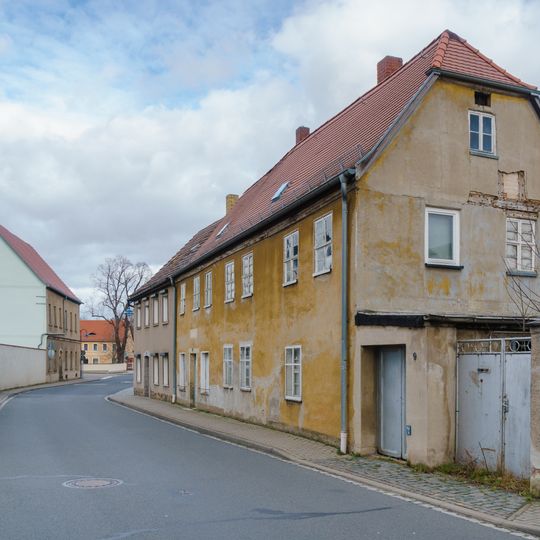 Wohnhaus Neue Hauptstraße 9