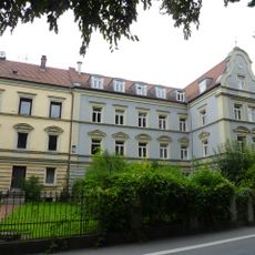 Mittlere Bachstraße 13-15