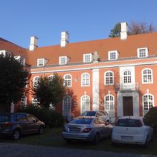 Zweiflügelige Wohnanlage Paul-Michael-Straße 12; 14